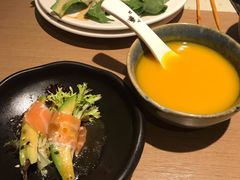 三文鱼牛油果沙律卷-大渔铁板烧(花园道店)