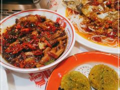 -堂瓦里·33年传统赣菜(第一街区店)