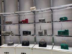 -Gucci(首创奥特莱斯店)
