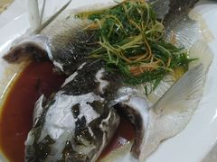 清蒸皖鱼-龙凤美食(汇都店)