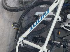 -GIANT捷安特自行车专卖店(金桥台儿庄路店)