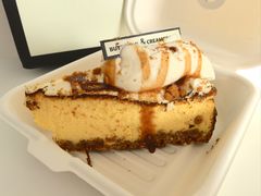 西班牙软心巴斯克蛋糕-BUTTERFUL&CREAMOROUS 黄油与面包(中山公园龙之梦店)