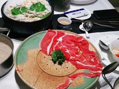 -红鼎豆捞·非遗鲍皇汤火锅(宝丰路店)