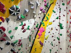 -问山MountQuest攀岩馆