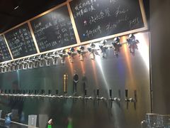 -40+精酿啤酒俱乐部(国投财富广场店)