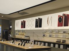 -华为授权体验店(中山公园来福士)