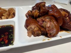 -老周家酱卤猪蹄私房菜(克拉玛依西街店)