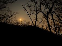 -鬼笑石后山停车场