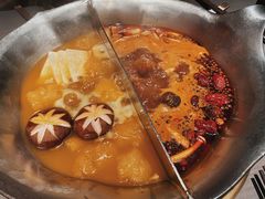 红颜花胶鸡锅-湊湊火锅·茶憩(杭州湖滨银泰in77店)
