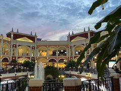 -佛罗伦萨小镇广佛名品奥特莱斯(疏港路店)