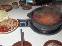 -贵府酸汤牛肉火锅·贵州老字号(飞山街店)