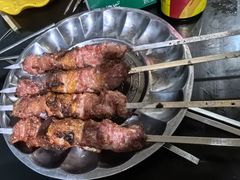 -烤肉小伙烤肉店
