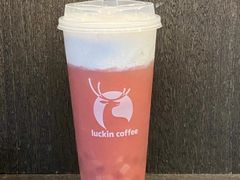 椰云桃桃-瑞幸咖啡(深圳宝安机场国内到达厅店)