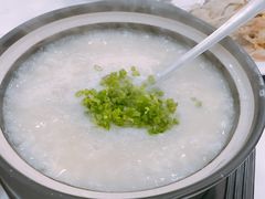 窝蛋牛肉粥-芳姨广东砂锅粥(张庄路店)