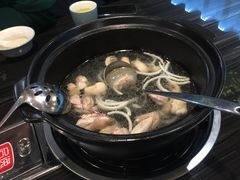 -东椰·海南椰子鸡火锅(朝阳门店)