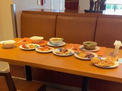 -亚龙湾希尔顿自助餐厅·海鲜·烧烤·沙滩BBQ·现场乐队