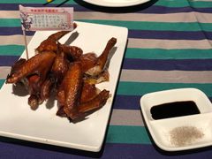 红烧乳鸽-兰桂坊粤泰美食(较场西店)