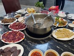 -一鼎牛鲜活牛肉城(晋江海峡国际食品城店)