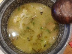 -周鱼小馆石锅酸菜鱼(活力汇店)