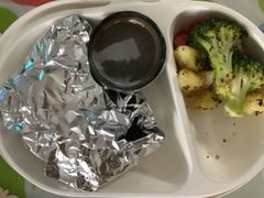 -必胜客(龙吴宅急送店)