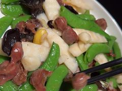 -羽鸽集·乳鸽专门店·地道顺德菜(岭南站店)