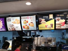 -麦当劳(长江西路得来速店)