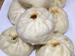 咸蛋黄超人包-老陶包子铺(南大西南村店)
