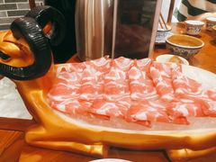 特色经典羔羊肉-乐宴·老北京铜火锅(桂庙店)