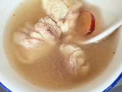 -盛得农家美食·无花果浸鸡·古法烧鸡·竹筒饭(白水寨森林海店)