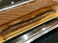 白巧克力瑞士卷-Awfully Chocolate(来福士广场店)