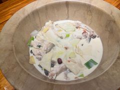 -滇香肴·云南菜蒸汽石锅鱼(云南北路店)