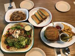 -HELLO 27 意面·沙拉·帕尼尼