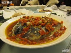 剁椒鱼头-上海老站(徐家汇店)