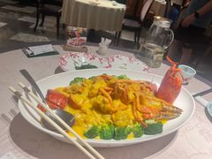 芝士焗波士顿龙虾-维园悦谱·海派家常菜(乌鲁木齐南路店)