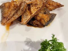 上海本帮熏鱼-上海小南国(正大店)