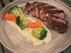 西冷牛排-AO cafe＆bistro