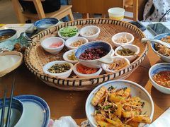 -包整·丝娃娃(一览甲秀楼风景店)