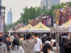 -龙湖杭州滨江天街
