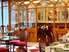 -秘密旅行Bonjour(黑金冠 江南西店)