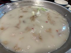 -老来福·非遗酸汤兔(凯旋路店)