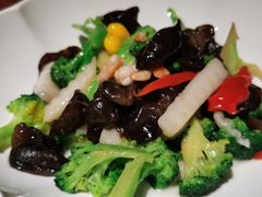 春色满园-大鸭梨烤鸭(望京店)