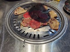 -韩聚屋韩国烤肉餐厅(新北万达店)
