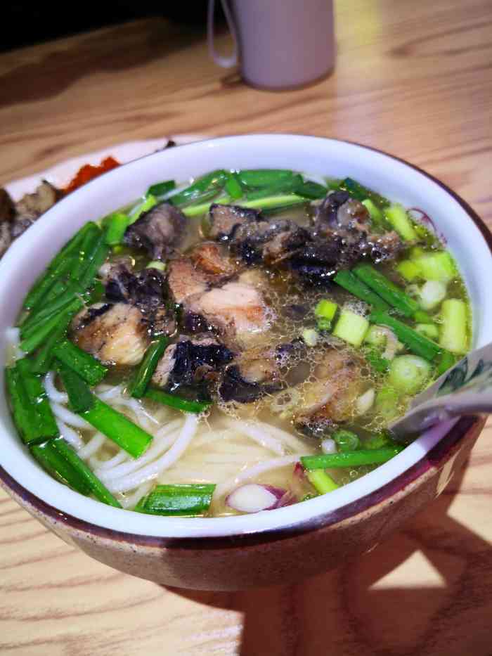 子宸什夹婆乌鸡米线(宽窄巷子店)-"喜欢吃米线的小伙伴,千万不要错过