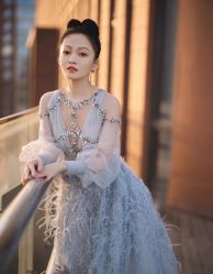 -艾朵婚纱