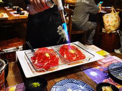 铺天盖地顶级澳牛肉火焰寿司-仙隐小鹿中華の日料(正弘城店)