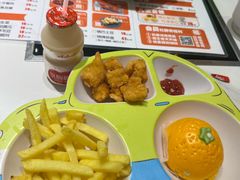 -黄记煌三汁焖锅(新佳丽江汉路店)