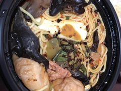 -小蛮椒麻辣烫·麻辣拌(青浦宝龙店)