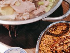 -肖四女乐山跷脚牛肉(世博源店)