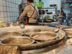 -谢老五跷脚牛肉·非遗传承店