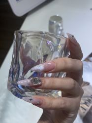 -晨·艺美甲美睫